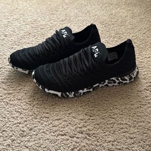 APL , Womens Size 8, Black White Leopard TechLoom Wave Sneakers